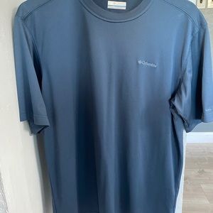 Men’s Columbia Omni-wick tee size large